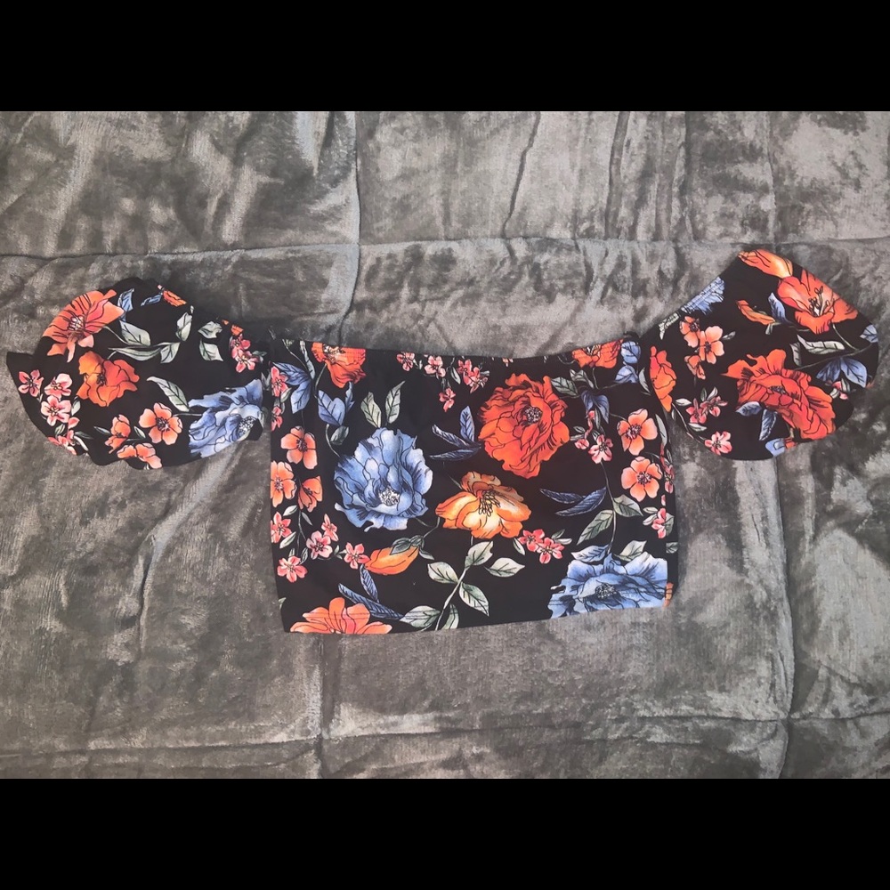 Floral off the shoulder crop top